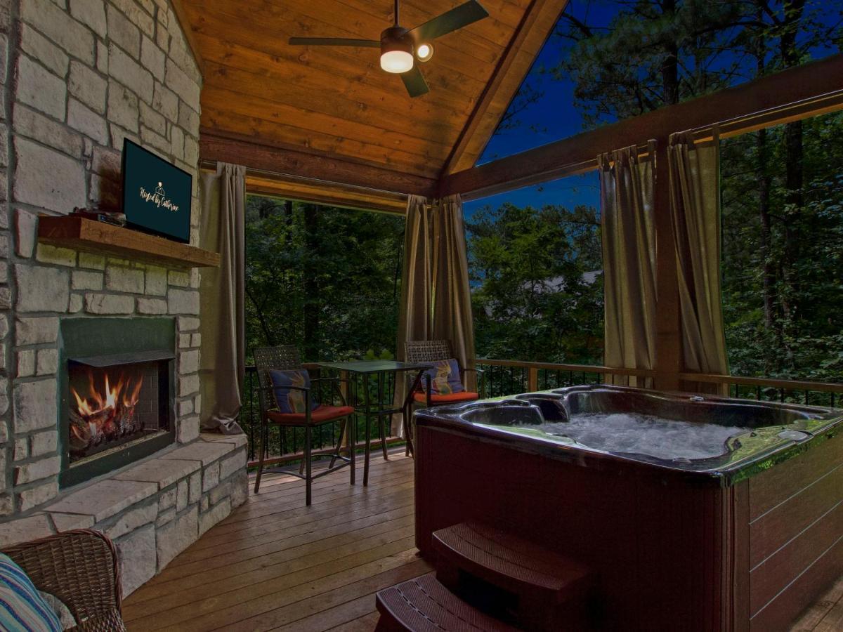 Stunning Luxury Cabin W Hot Tub And Fire Pit Holy Shiplap Is Perfect Romantic Couples Getaway Broken Bow Luaran gambar