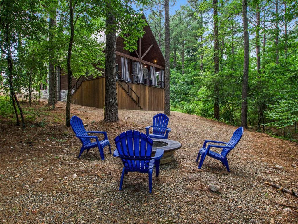 Stunning Luxury Cabin W Hot Tub And Fire Pit Holy Shiplap Is Perfect Romantic Couples Getaway Broken Bow Luaran gambar