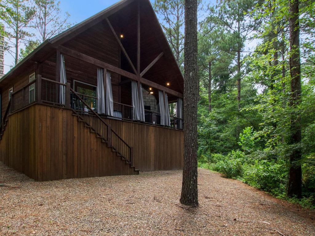Stunning Luxury Cabin W Hot Tub And Fire Pit Holy Shiplap Is Perfect Romantic Couples Getaway Broken Bow Luaran gambar