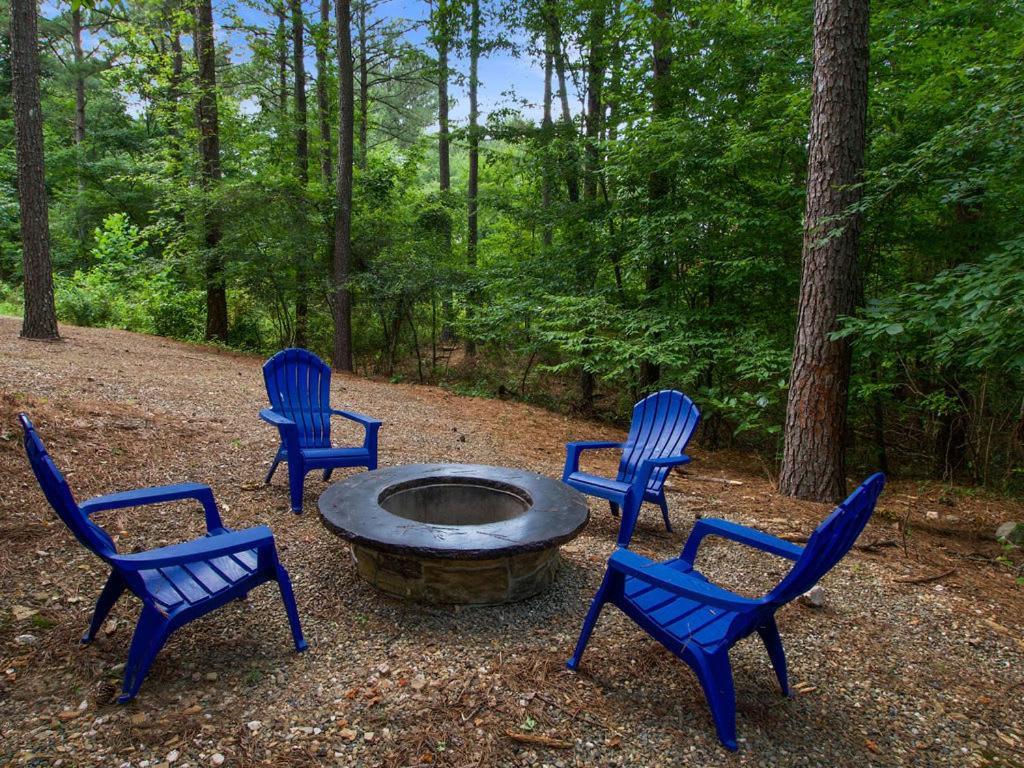 Stunning Luxury Cabin W Hot Tub And Fire Pit Holy Shiplap Is Perfect Romantic Couples Getaway Broken Bow Luaran gambar