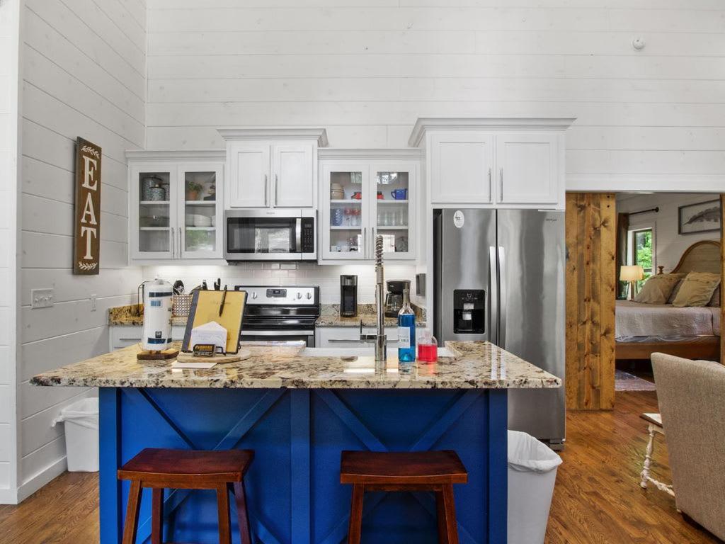 Stunning Luxury Cabin W Hot Tub And Fire Pit Holy Shiplap Is Perfect Romantic Couples Getaway Broken Bow Luaran gambar
